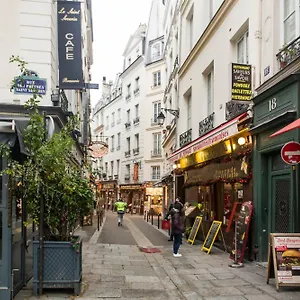 Nid Douillet Parisien Parigi